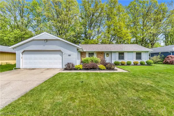 6151 Hickory Trail, North Ridgeville, OH 44039