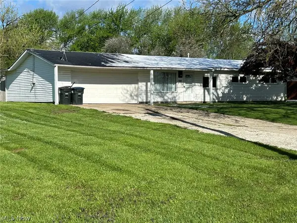 1882 Paul Drive, Brunswick, OH 44212