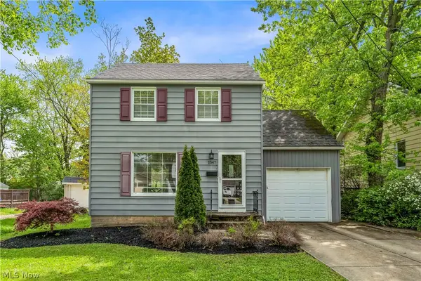 1547 Commodore Road, Lyndhurst, OH 44124