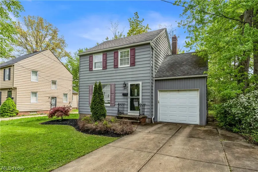 1547 Commodore Road, Lyndhurst, OH 44124 - #2