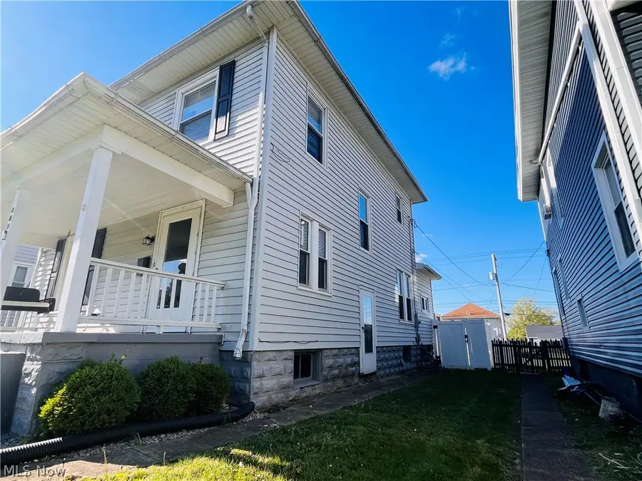 629 Saint Louis Avenue, Zanesville, OH 43701 - #3