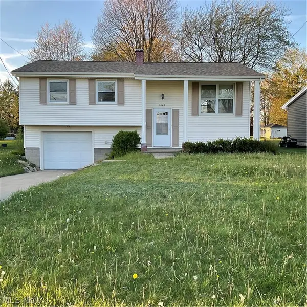 1828 Basil Avenue, Youngstown, OH 44514