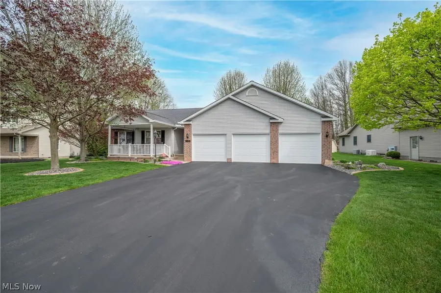 11 Spring Creek Drive, Cortland, OH 44410 - #2