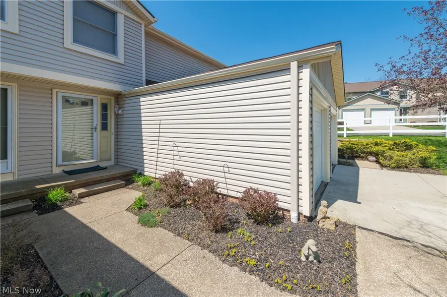 106 Maria Drive, Bedford, OH 44146 - #3