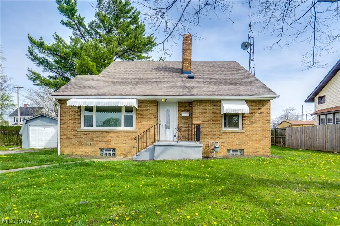 1650 S Liberty Avenue, Alliance, OH 44601 - #1