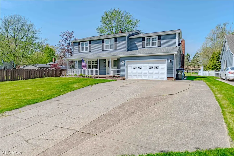 4154 Shelley Drive, North Olmsted, OH 44070 - #3