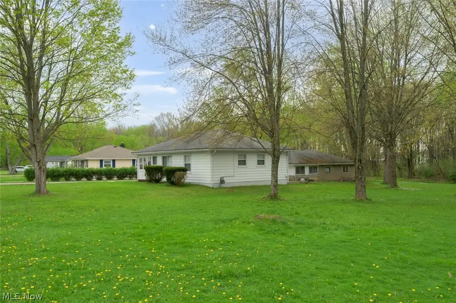 1603 Grandview Road, Lake Milton, OH 44429 - #3