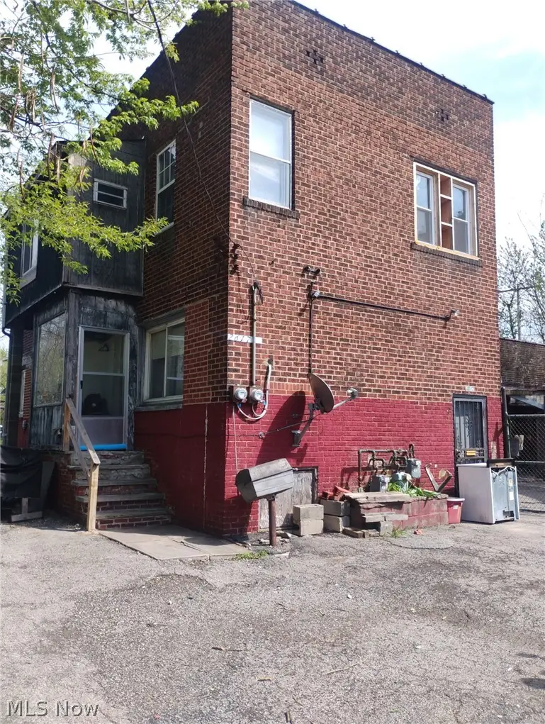 2617 E 111th Street, Cleveland, OH 44104 - #1