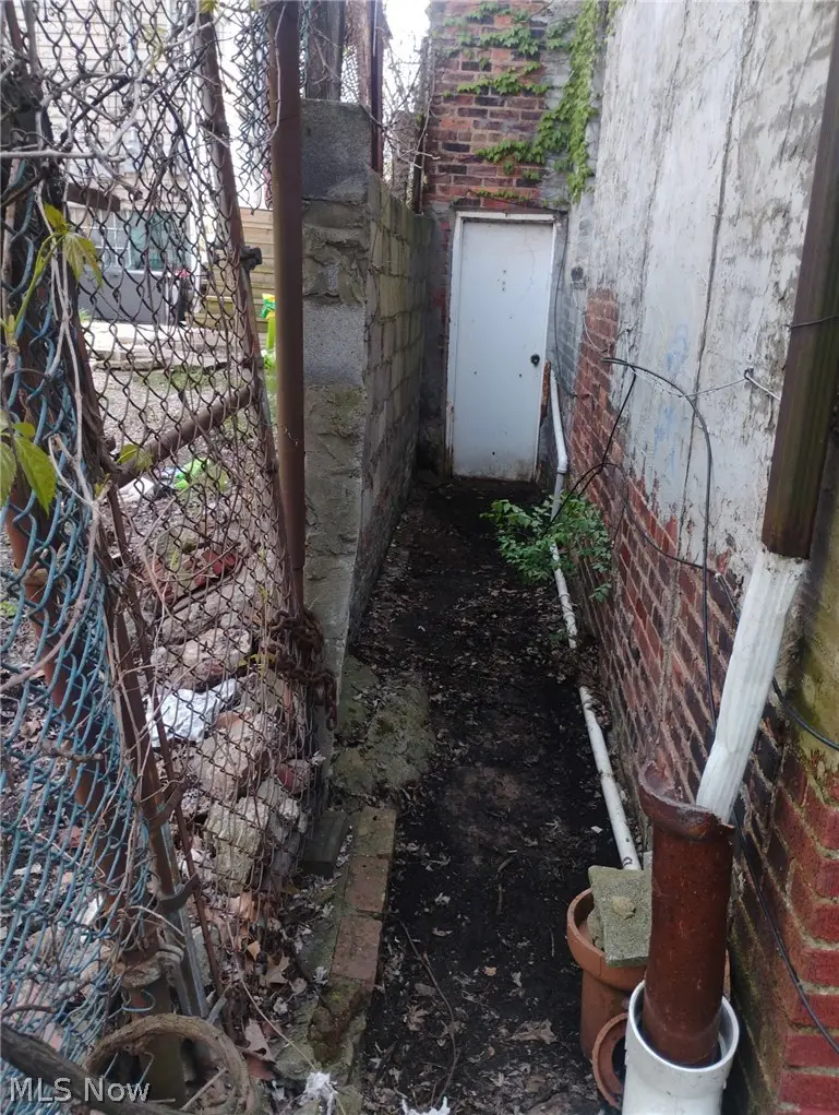 2617 E 111th Street, Cleveland, OH 44104 - #3