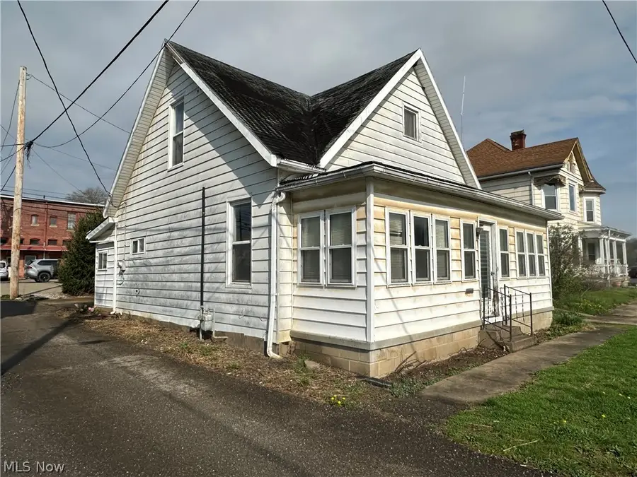 409 East Street, Caldwell, OH 43724 - #2