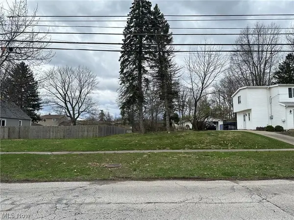 VL Grantwood Drive, Parma, OH 44134