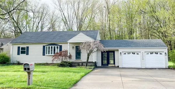 42009 Adelbert Street, Elyria, OH 44035