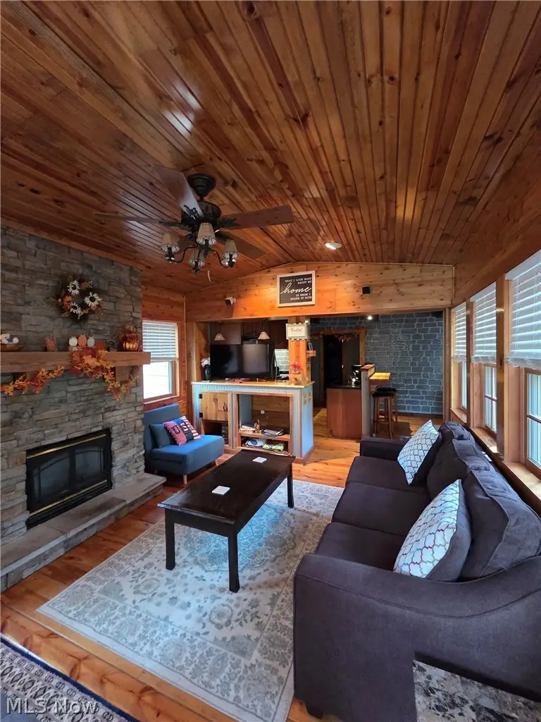 7374 Lakeshore Drive, Carrollton, OH 44615 - #2