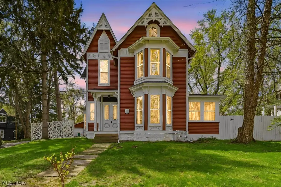 214 N Hambden Street, Chardon, OH 44024 - #2