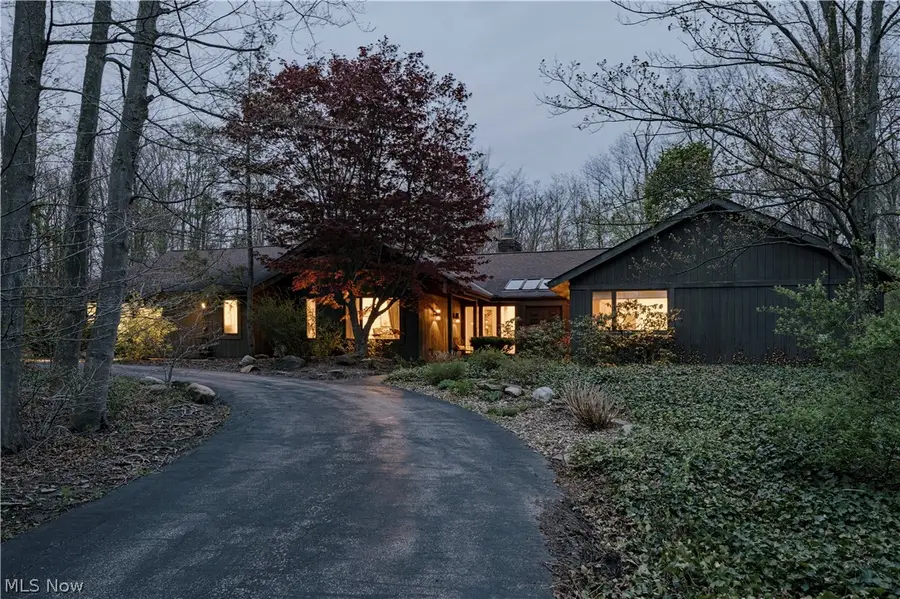 8 Louis Drive, Pepper Pike, OH 44124 - #2