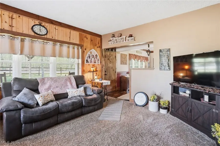 3811 SW State Route 258, Newcomerstown, OH 43832 - #2