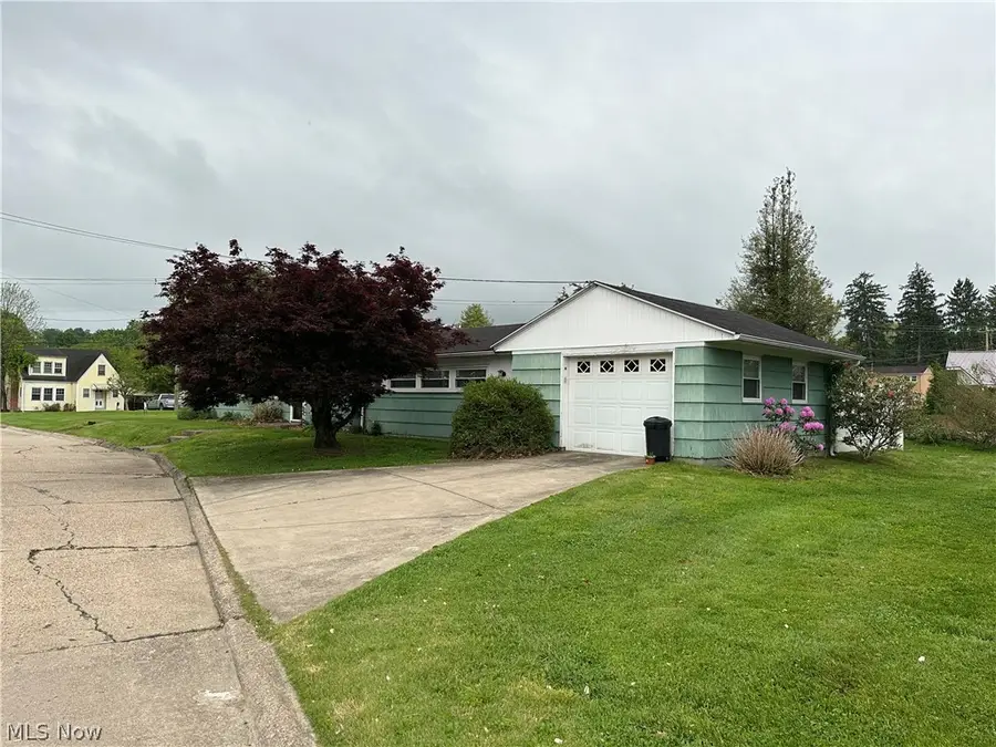 5515 Grand Central Avenue, Vienna, WV 26105 - #3