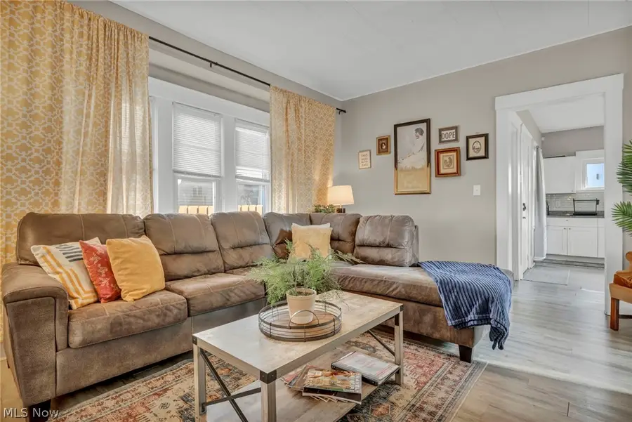 6011 Ellen Avenue, Cleveland, OH 44102 - #3