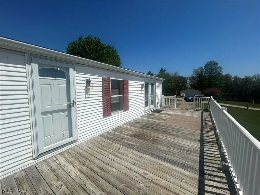 495 S. Pleasant Grove Circle, Zanesville, OH 43701 - #2