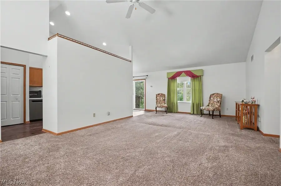 445 E Reserve Drive, Cuyahoga Falls, OH 44223 - #2