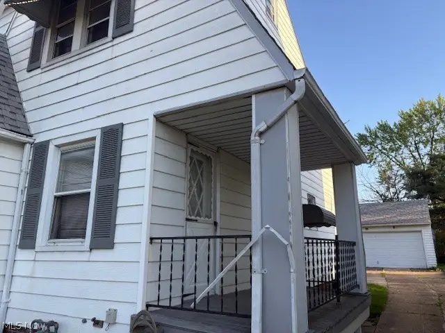 10305 S Highland Avenue, Garfield Heights, OH 44125 - #2