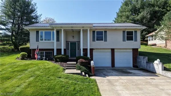 592 Hilan Sw Avenue, New Philadelphia, OH 44663