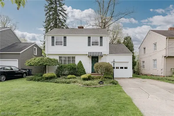 5268 Edenhurst Road, Lyndhurst, OH 44124