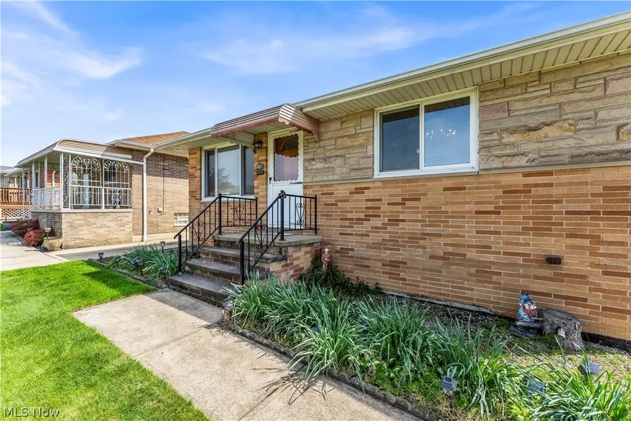 3023 Norris Avenue, Parma, OH 44134 - #2