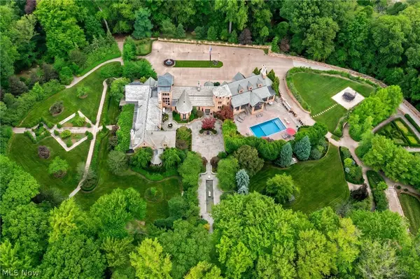 8900 Eagle Road, Kirtland, OH 44094