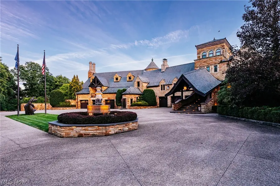 8900 Eagle Road, Kirtland, OH 44094 - #2