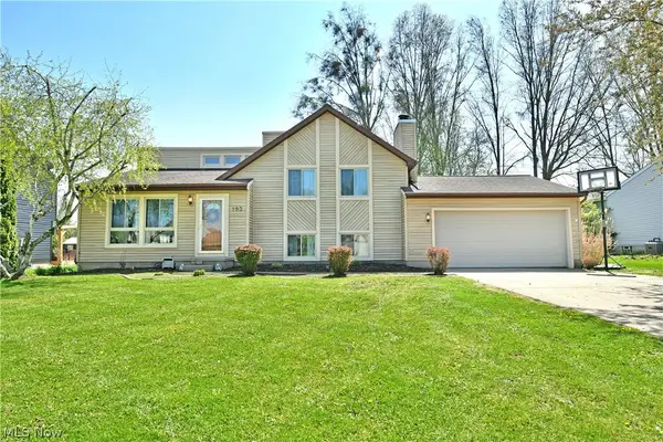 193 Chapel Hill Nw Drive, Warren, OH 44483