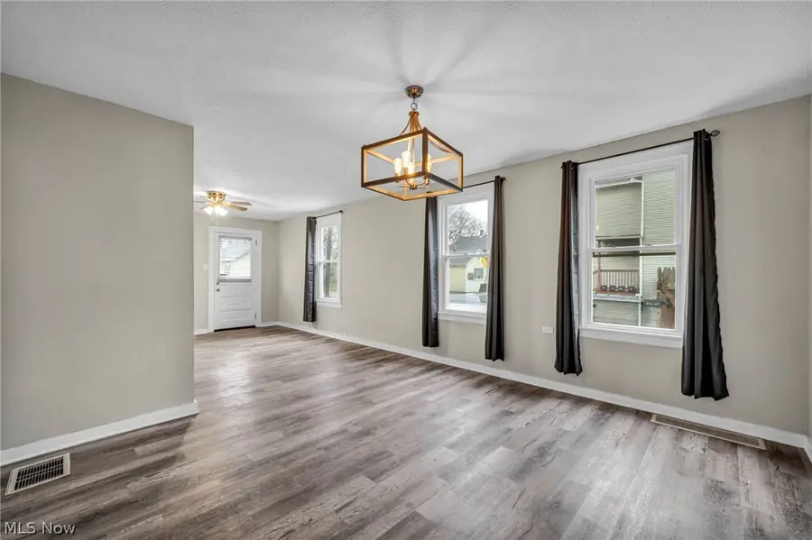 3623 Siam Avenue, Cleveland, OH 44113 - #3