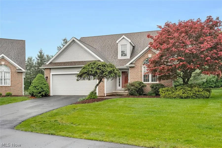 90 Lake Pointe Circle, Canfield, OH 44406 - #2