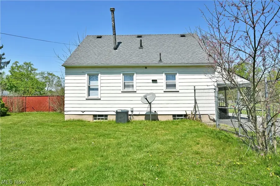 1479 Hamilton Sw Street, Warren, OH 44485 - #3