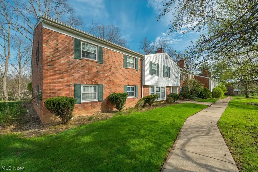 7005 Carriage Hill Drive #102, Brecksville, OH 44141 - #3