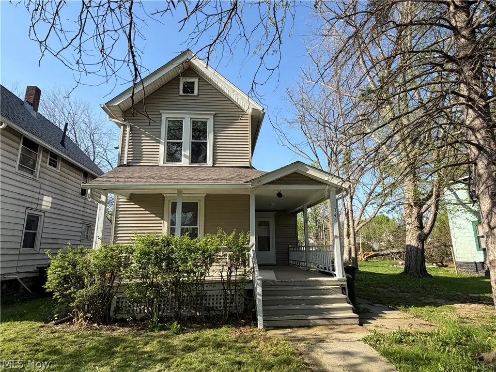 347 11th Street, Elyria, OH 44035 - #1
