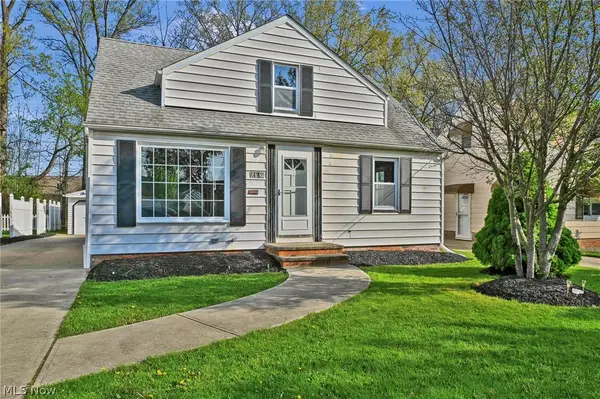 612 North Street, Brooklyn Heights, OH 44131