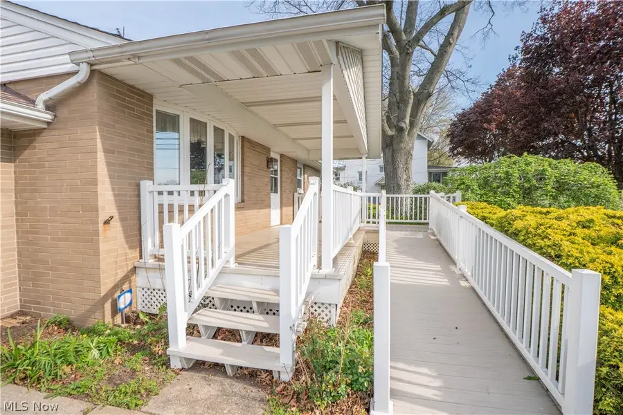 6501 Ravenna Avenue, Louisville, OH 44641 - #3