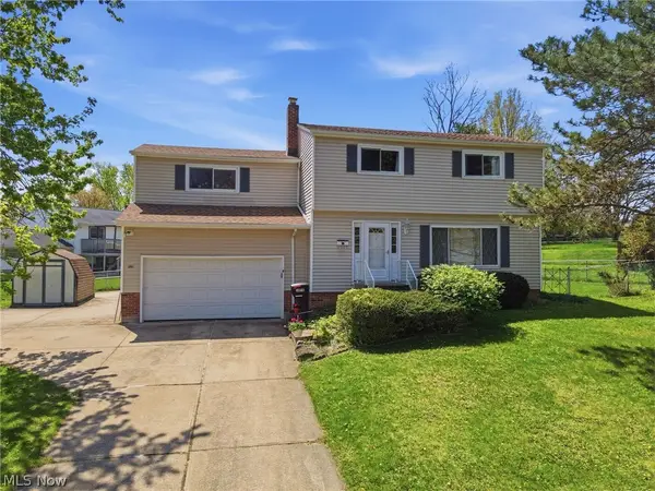 1876 Laurel Drive, Twinsburg, OH 44087