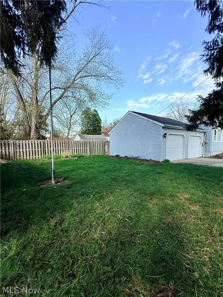 3 Broadmore Avenue, Bedford, OH 44146 - #2