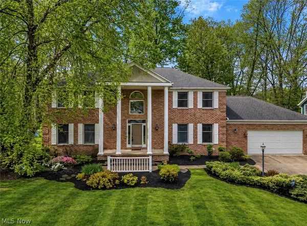106 Lethbridge Circle, Akron, OH 44321