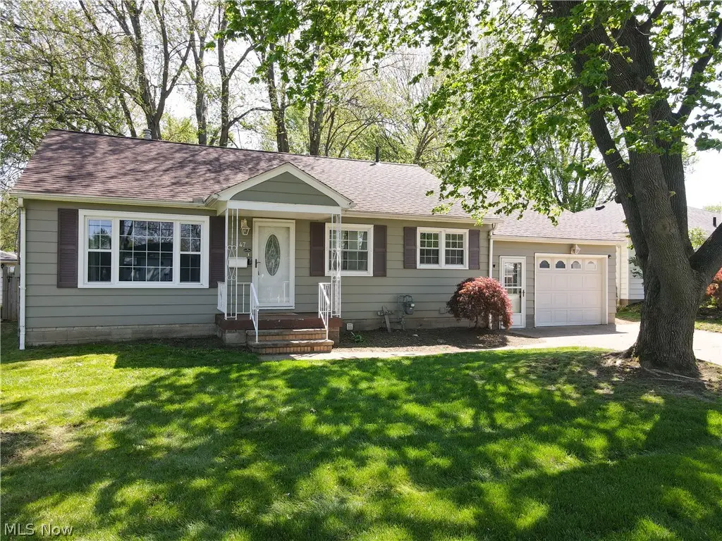 147 Central Drive, Amherst, OH 44001 - #1