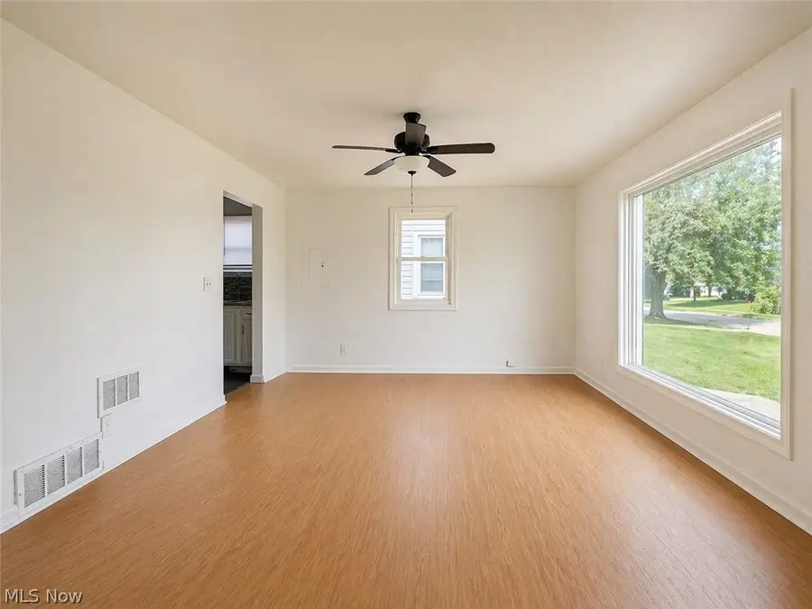 13517 Carrington Avenue, Cleveland, OH 44135 - #3