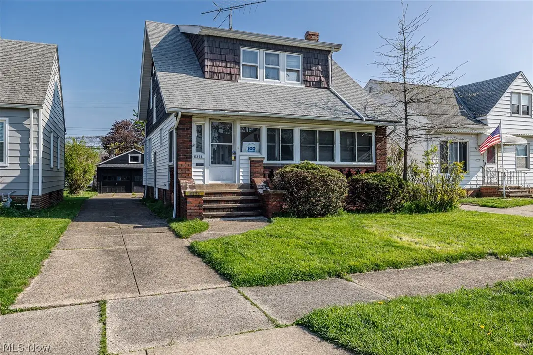8214 Essen Avenue, Parma, OH 44129 - #1
