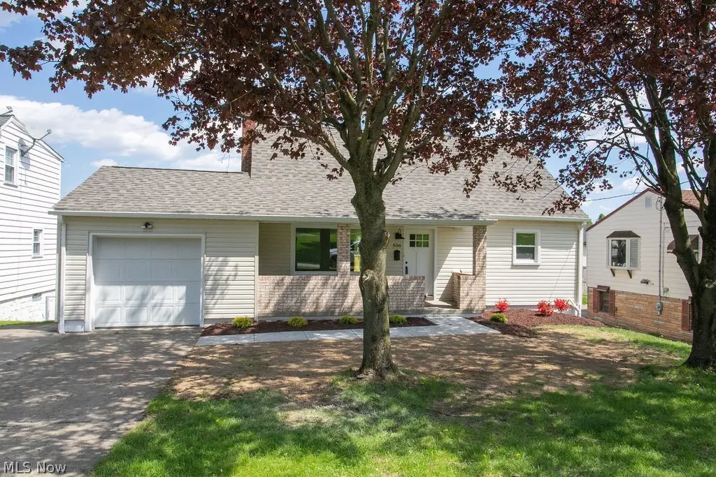 556 Idora Lane, Struthers, OH 44471 - #1