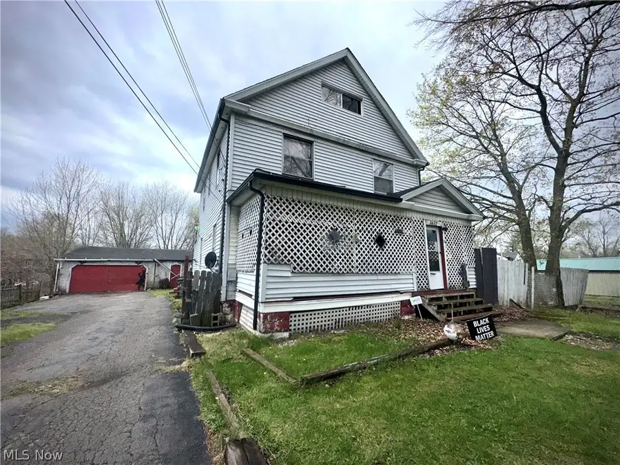 1612 Jacobs Road, Youngstown, OH 44505 - #2