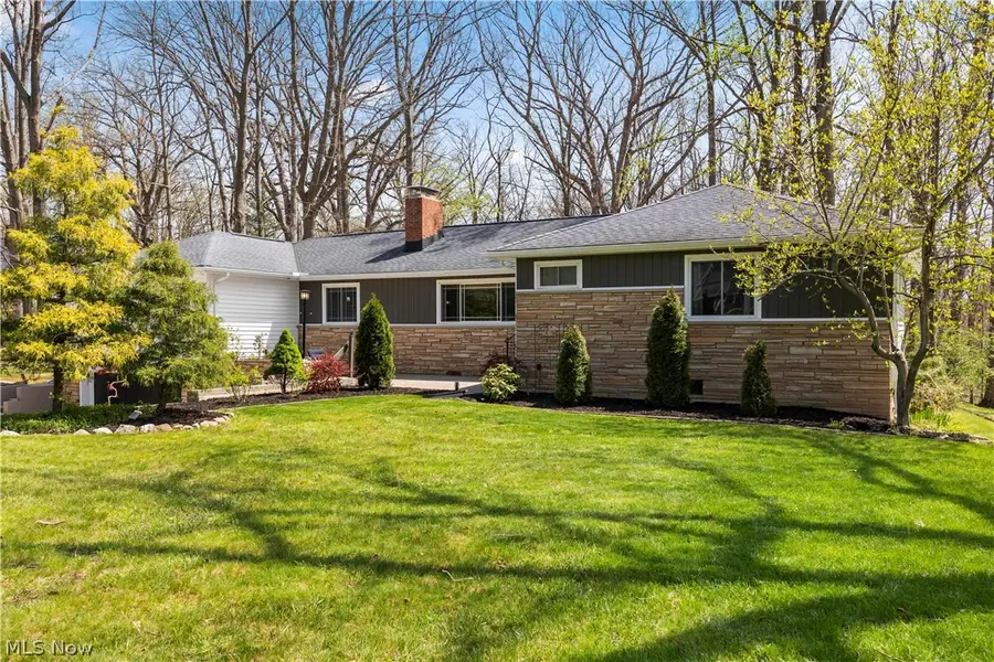 9269 Lindbergh Boulevard, Olmsted Falls, OH 44138 - #2