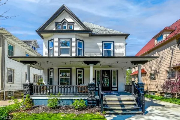 1494 Lincoln Avenue, Lakewood, OH 44107