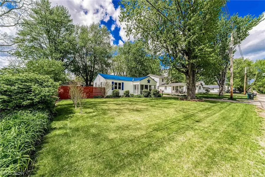 380 Broadway Street, Amherst, OH 44001 - #2