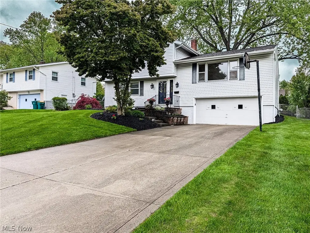 9386 Gettysburg Drive, Twinsburg, OH 44087 - #1